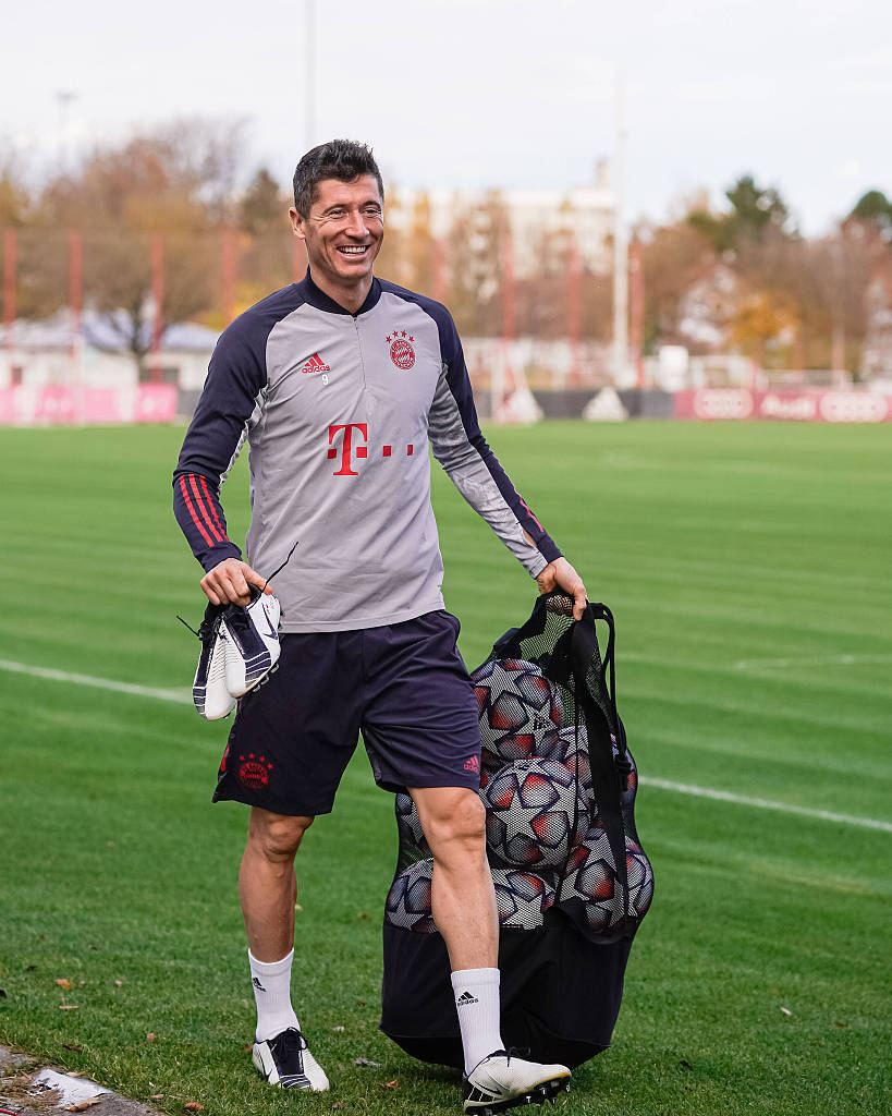 尤尔曼德：教练在岗位上待上15个月才合理，过早解雇教练不好