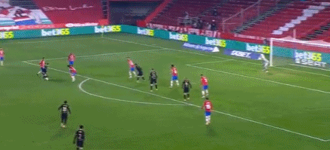 迷你罗助葡萄牙U16夺冠，乔治娜和C罗母亲现场见证